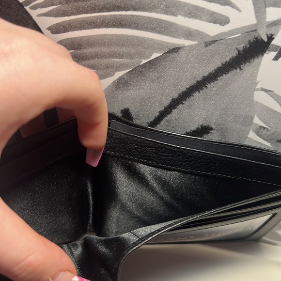 NWT Grant Thomas Black Pebble Wallet! ID Holder, Card Holders, Cash Holders! - Picture 7 of 9